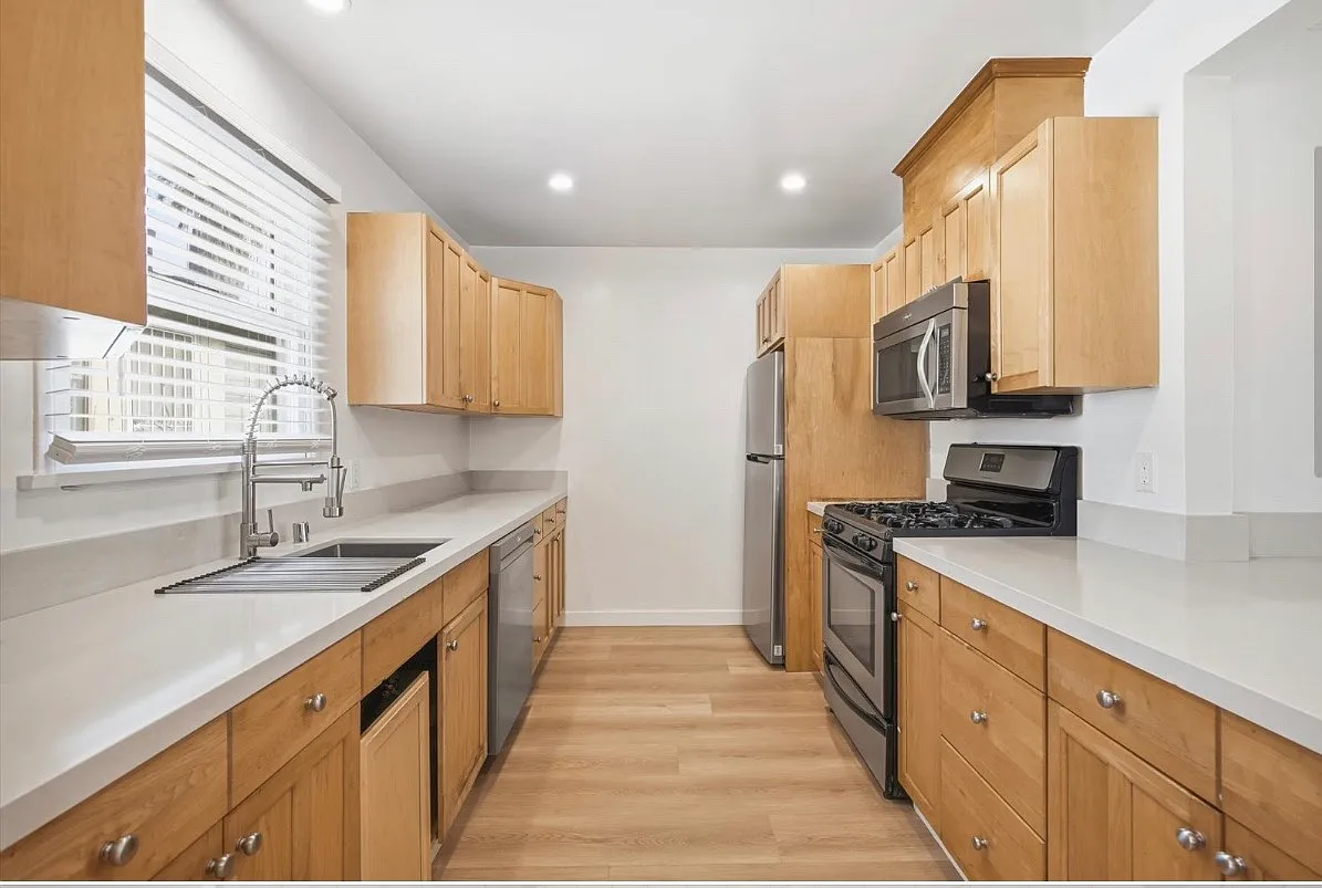 4646 Colfax Ave — Photo 4