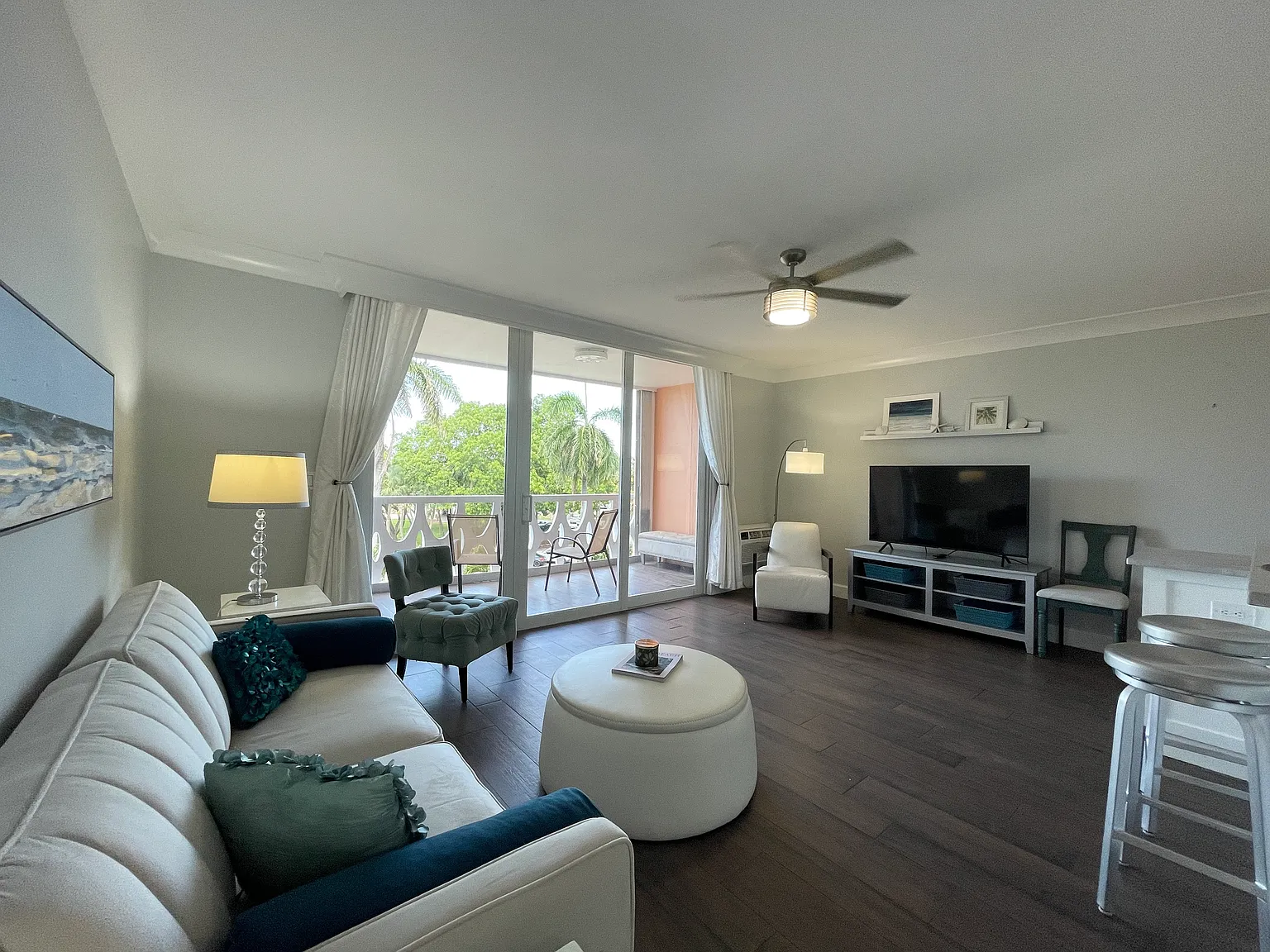 1 bed, 550 sqft, $1,850 — Photo 3