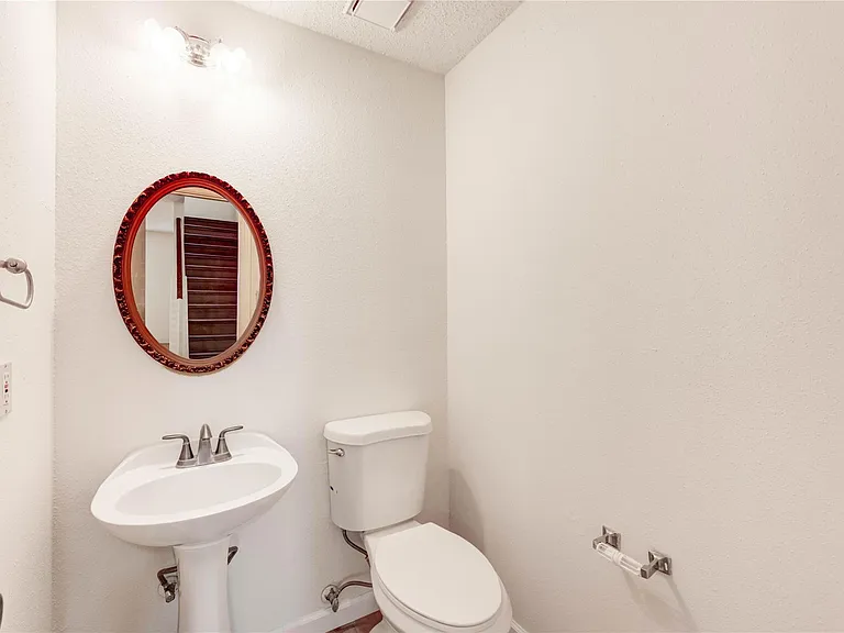 2338 Bent River Dr — Photo 31