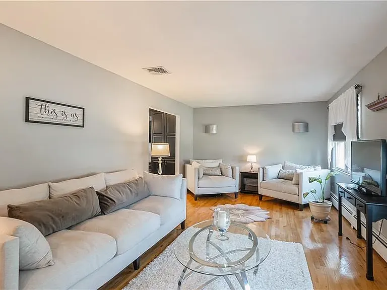 129 Pine Tree Rd — Photo 7