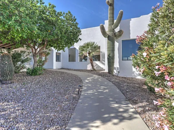 6241 N Panorama Dr, Tucson, AZ 85743