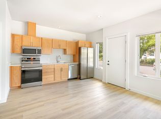 6794 N McKenna Ave, Portland, OR 97203