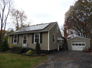 112 Valley Rd, Albany, NY 12205