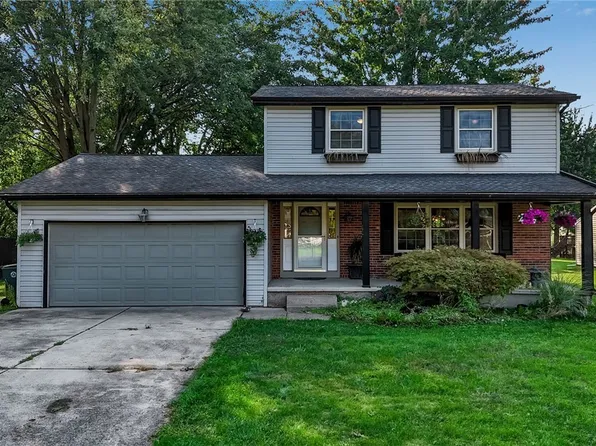 7264 Graydon Dr, North Tonawanda, NY 14120