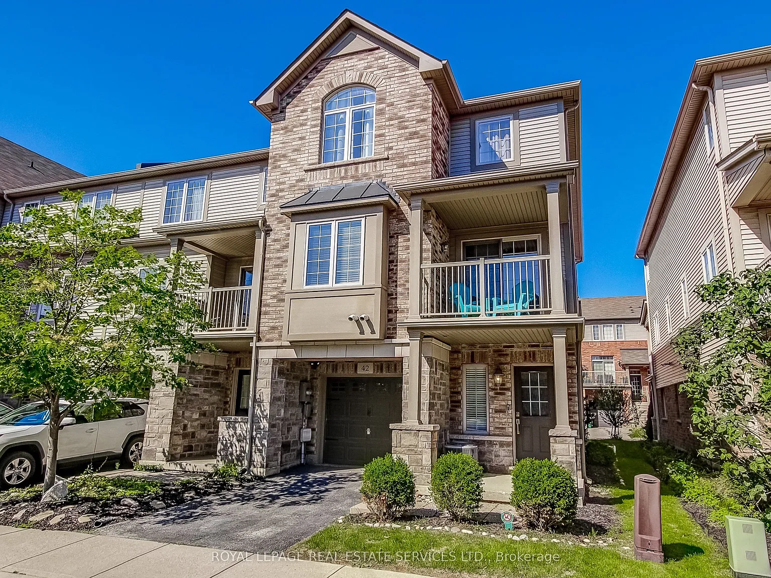 2 bed, $2,550 — Photo 2