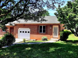 611 Mount View St, Front Royal, VA 22630