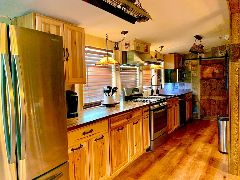333 Sisterdale Rd — Photo 21