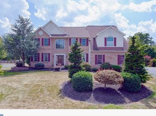 104 Timberline Dr, Douglassville, PA 19518