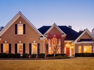 1153 Spruce Creek Ln, Lawrenceville, GA