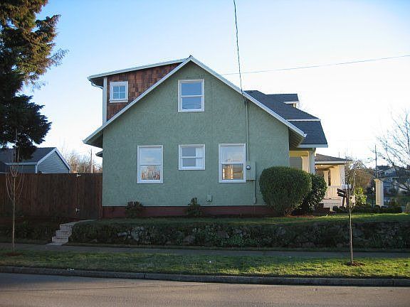 Side View (from Portland Blvd)