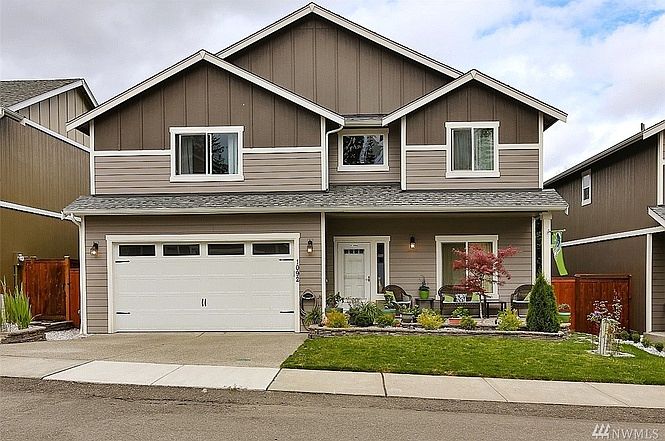 1st image of 1092 NE Millwood Ct
