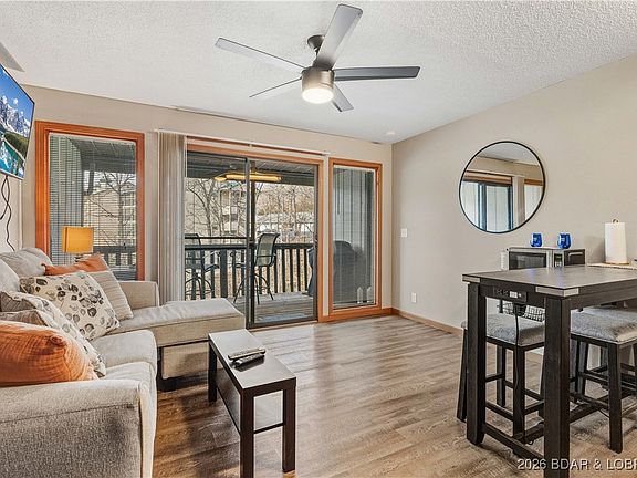 4th image of 150 Southwood Shores Pl Building 149-3D