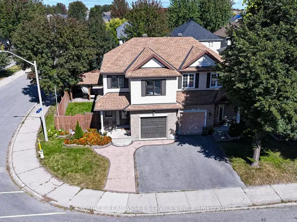 127 Waterbridge Dr, Ottawa, ON K2G 7C2