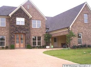 3235 Emery Cir N, Nesbit, MS 38651