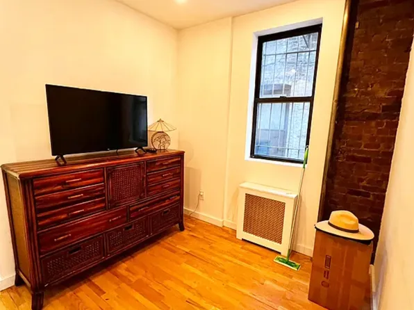 197 East 3rd Street image 4 of 8