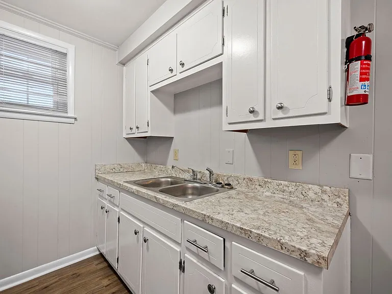 701 Power St — Photo 7