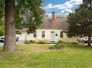 516 Forest Dr, Collinsville, IL 62234