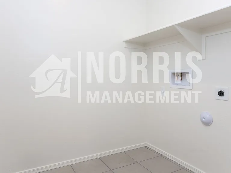2897 N Rosewood Ln — Photo 27