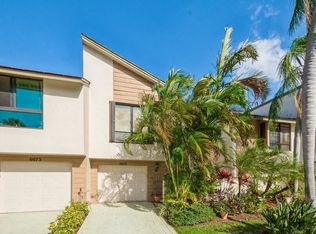 6075 Glendale Dr, Boca Raton, FL 33433