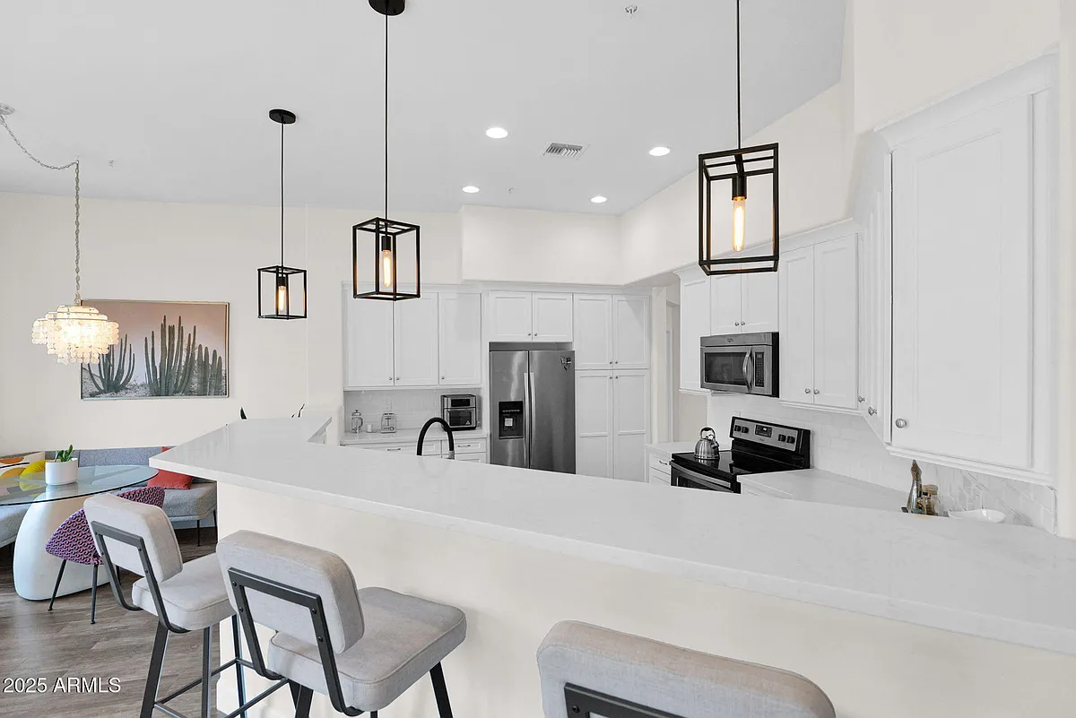 Building Photo - 7400 E Gainey Club Dr #106