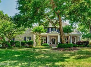 2208 Ocean Point Dr, Wilmington, NC 28405