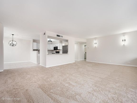 4th image of 101 Bar Harbour Rd Unit 2M