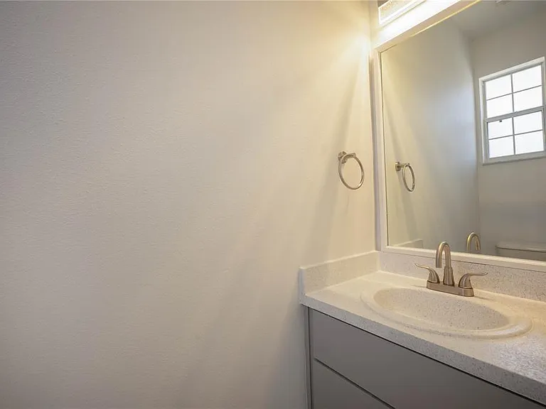 1241 S Beach Cir — Photo 8