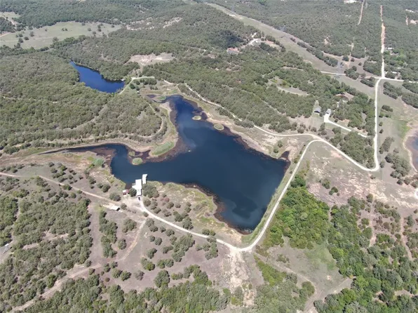 380 Private Road 297, Bowie, TX 76230