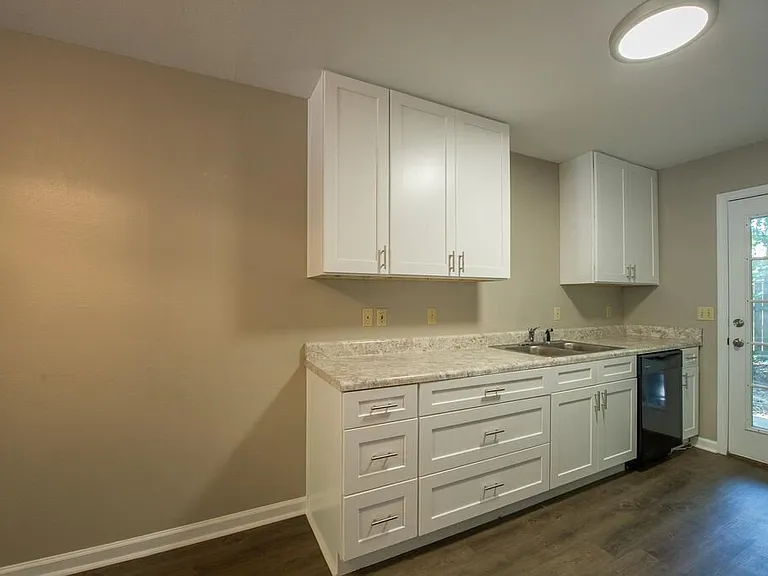 506 McKeithen St #1 — Photo 12