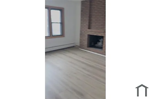 6000 S Knox Ave Photo 1
