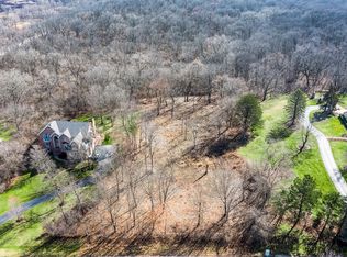 35 Woodview Ln, Lemont, IL