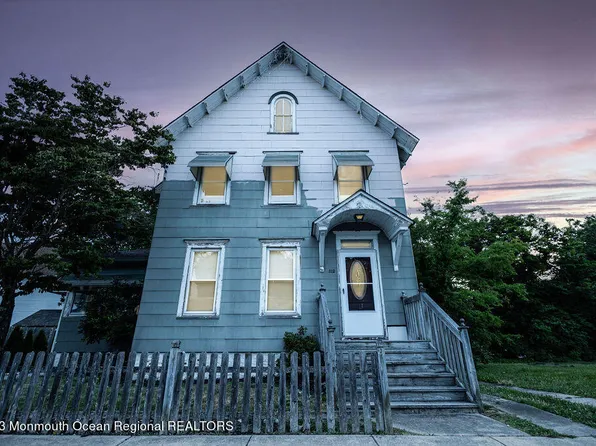 112 Wood Street, Tuckerton, NJ 08087