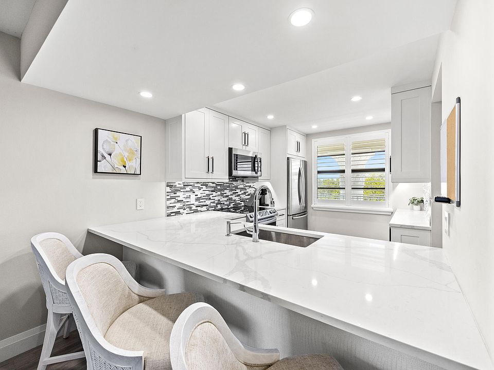 1st image of 6061 Balboa Circle #403