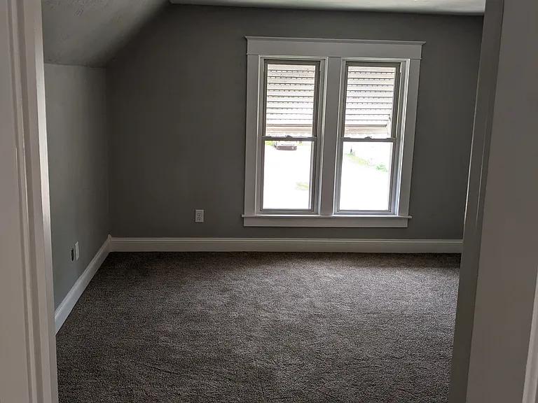 1003 N Richmond St — Photo 8