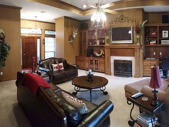 2nd image of 1314 Woodway Blvd
