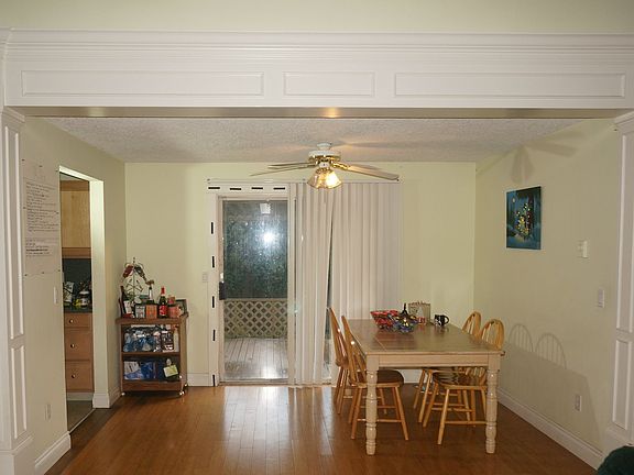 4th image of 13921 NE 9th St