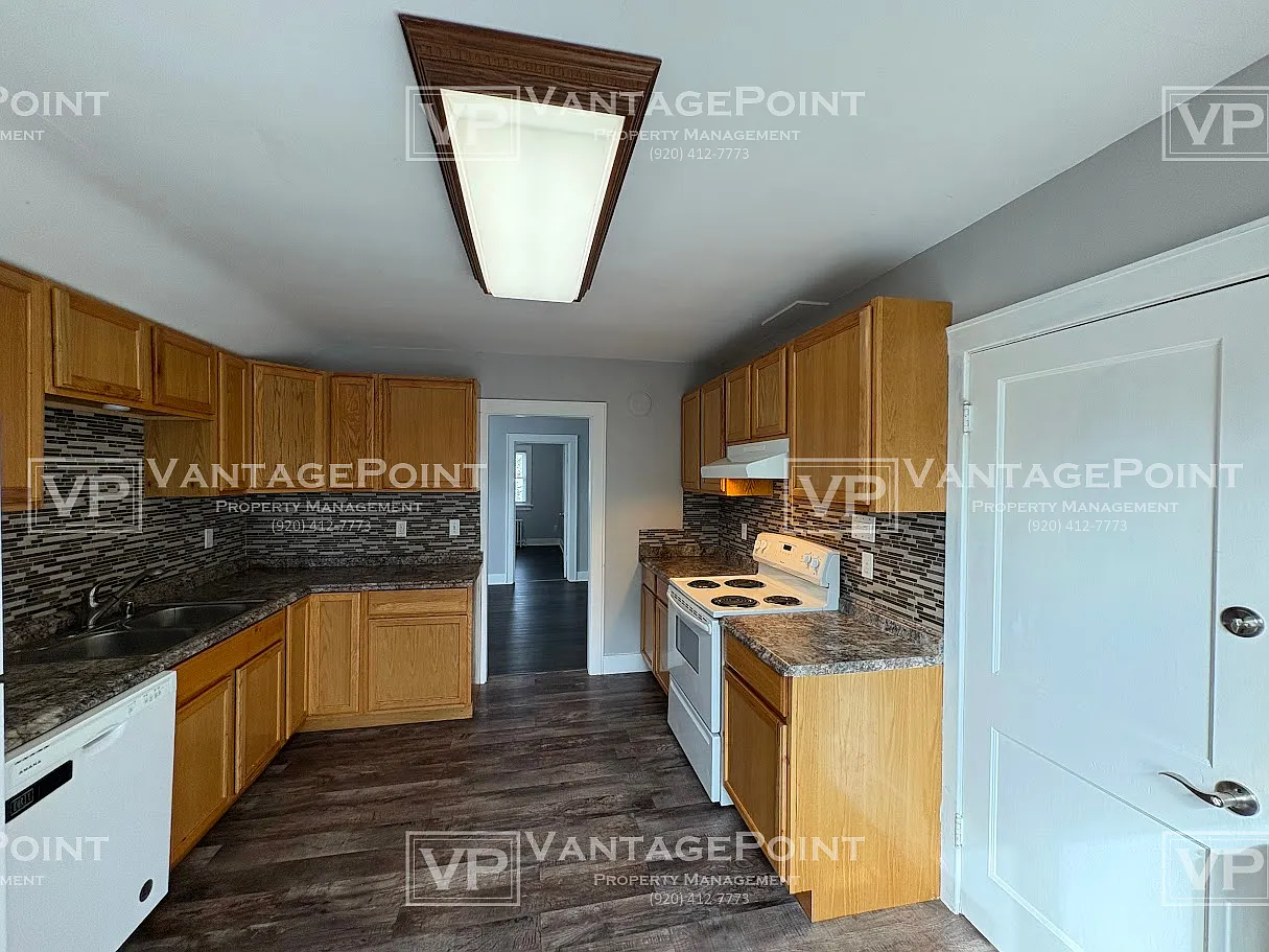 1325 South 19th Street - Upper — Photo 3