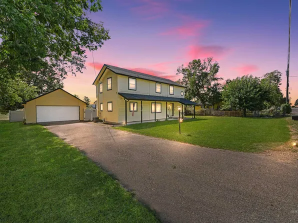 21247 Harmony Ln, Greenleaf, ID 83626