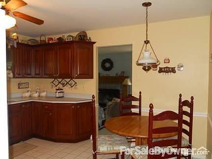 Eat in Kitchen
						:
						Eat in Kitchen