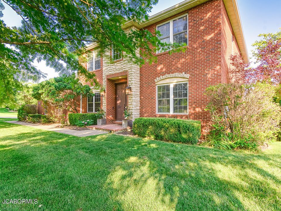 1st image of 510 Turnberry Dr