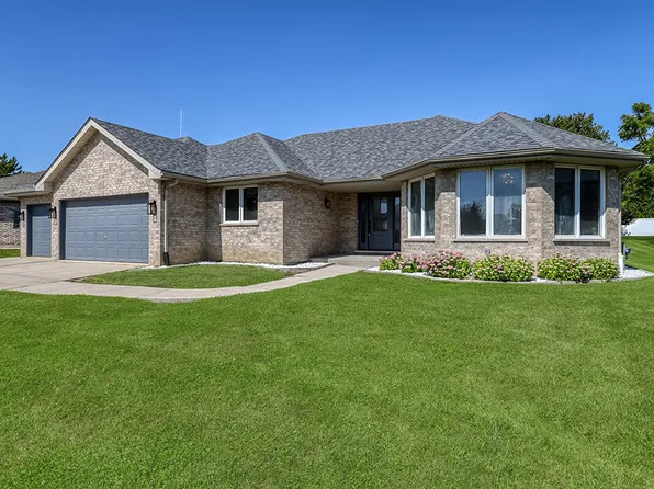 13132 W Beaver Lake Dr, Homer Glen, IL 60491