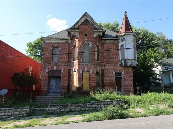 1705 Francis St, Saint Joseph, MO 64501