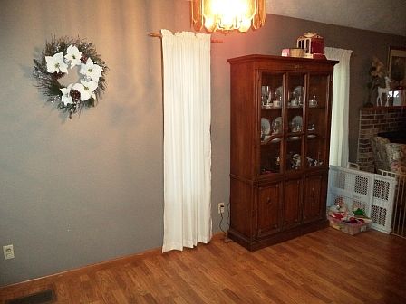 5th image of 113 Karen Dr