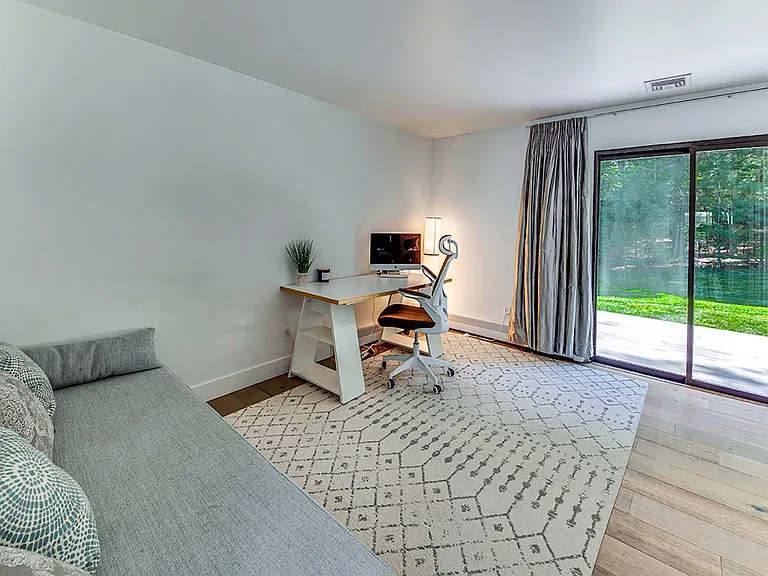 34 Cordwood Ln — Photo 2
