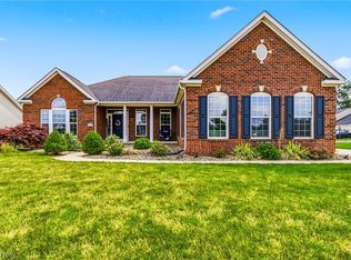 7347 Warblers Ln, North Ridgeville, OH 44039