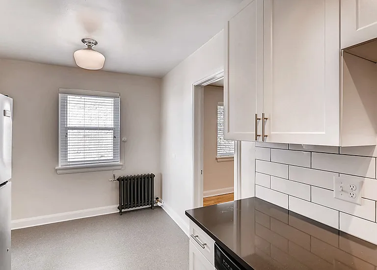 1020 Lincoln St — Photo 10