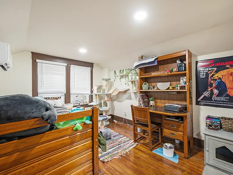 2111 Lowell Ave — Photo 23