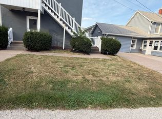 111 Ewing St #1/2, Le Claire, IA 52753