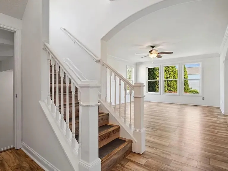 140 Andiron Dr — Photo 13