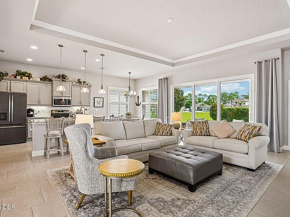 2nd image of 721 Victory Ln